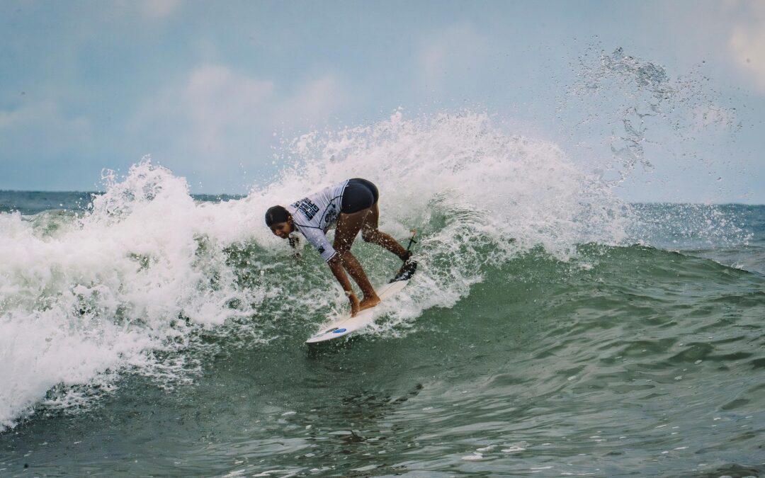 Seguridad del país atrae a federaciones y atletas de más de 60 países a Surf City