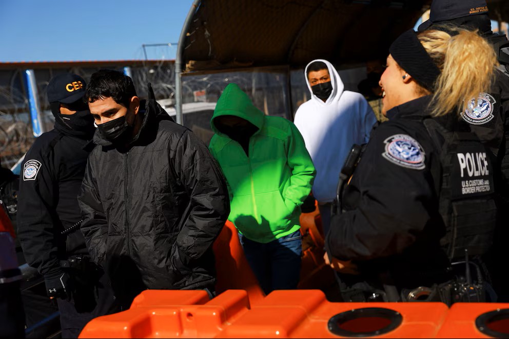 ICE reporta crecimiento progresivo en inmigrantes que optan por la autodeportación
