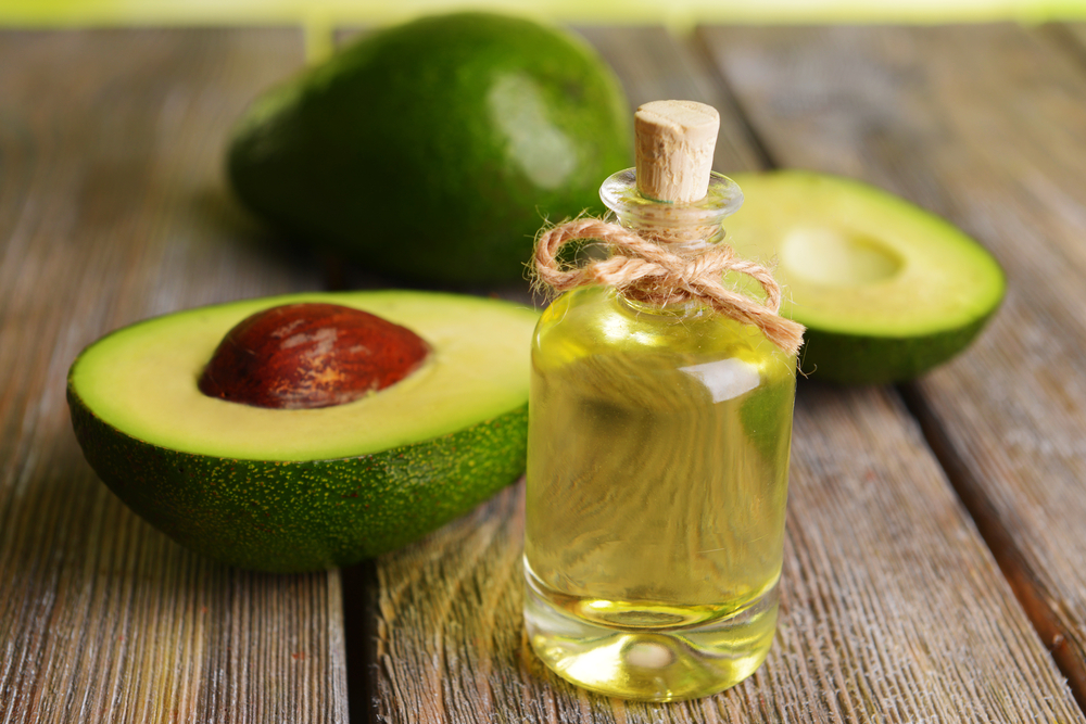 Todo sobre el aceite de aguacate: para qué sirve y cuándo evitarlo
