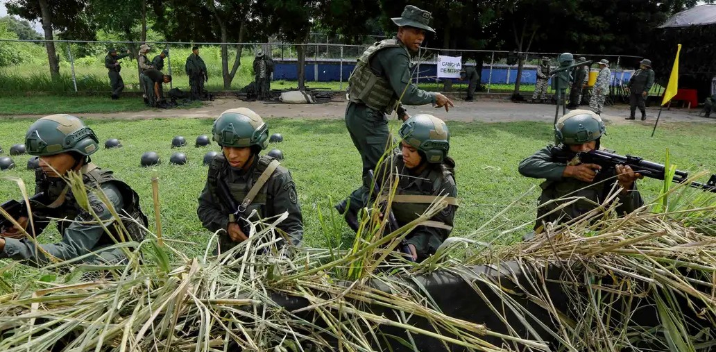 Maniobras militares en Venezuela ante posible ataque de Estados Unidos