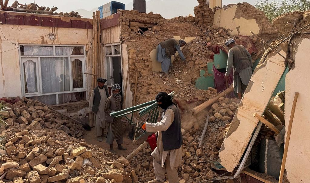 Terremoto en Afganistán deja casi 30 muertos