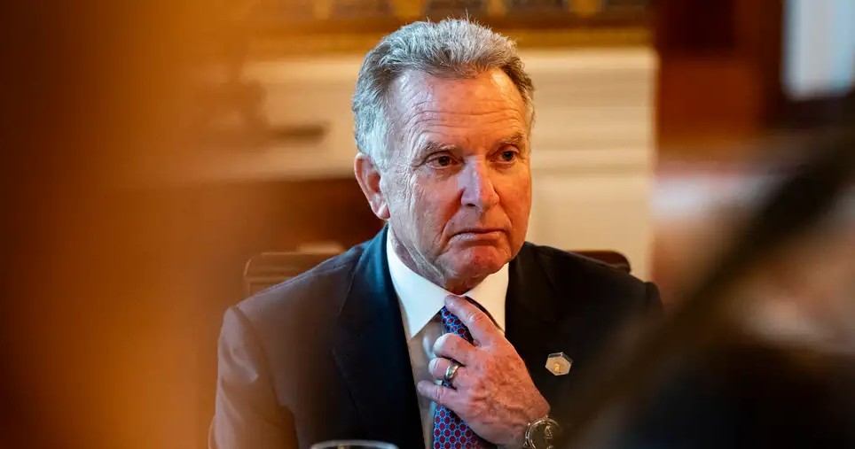 Estados Unidos negocia en secreto con Rusia para finalizar la guerra