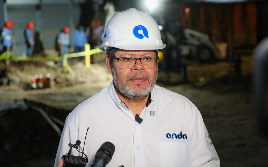 ANDA continúa trabajando en la modernización de tuberías de agua potable en La Libertad