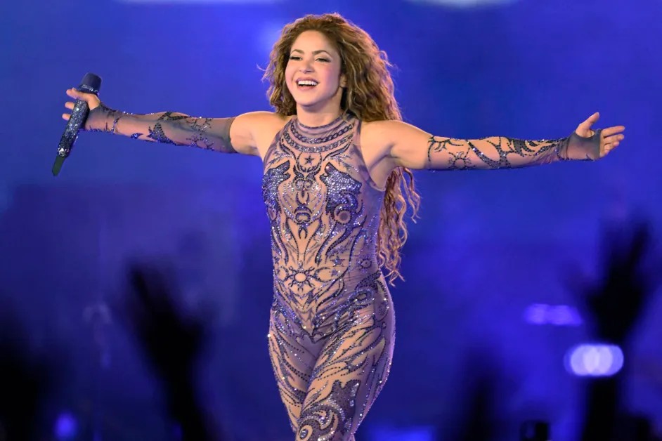 Shakira sorprende al anunciar tres conciertos en El Salvador para 2026