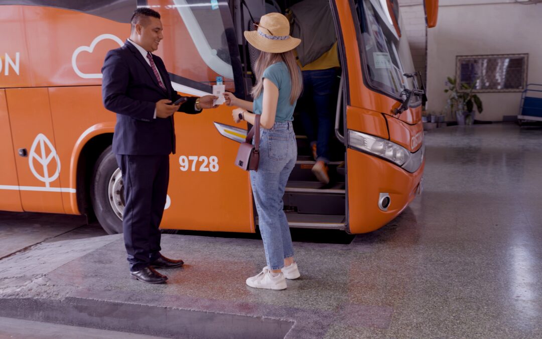 Viajes en familia: recomendaciones para viajar con niños y adultos mayores durante la temporada navideña